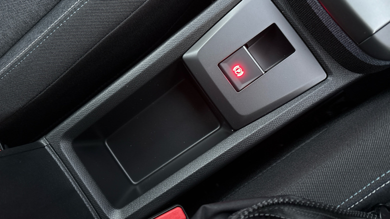 Vauxhall Frontera 1.2 Hybrid Design 5dr e-DCT6 Petrol Estate